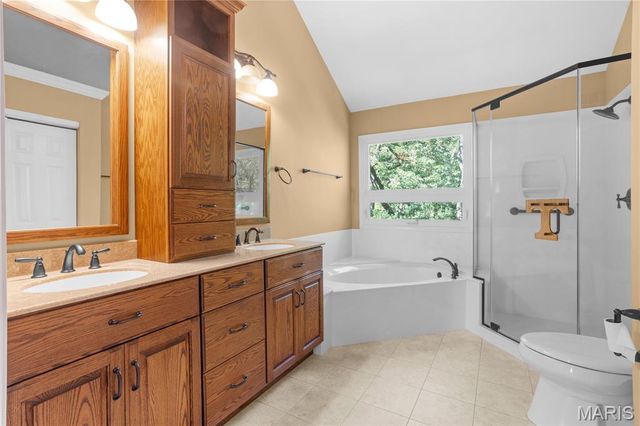 3499 Brookwood Circle, St Charles, MO 63301