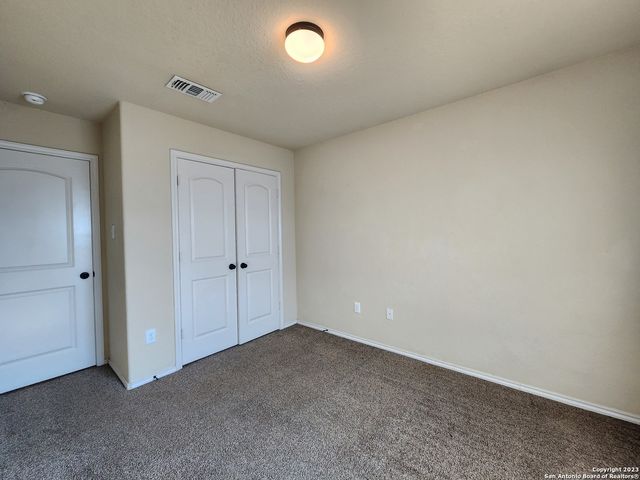 501 CREEKSIDE CIR, New Braunfels, TX 78130