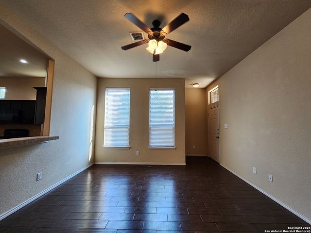 501 CREEKSIDE CIR, New Braunfels, TX 78130