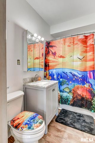 1114 W ADAMS Street, Taylorville, IL 62568