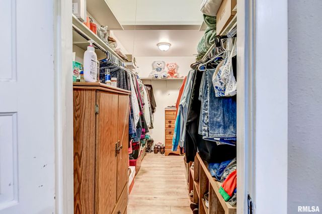 1114 W ADAMS Street, Taylorville, IL 62568