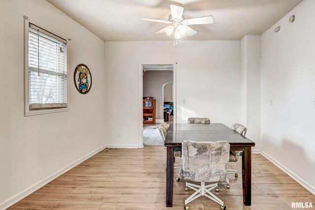 1114 W ADAMS Street, Taylorville, IL 62568