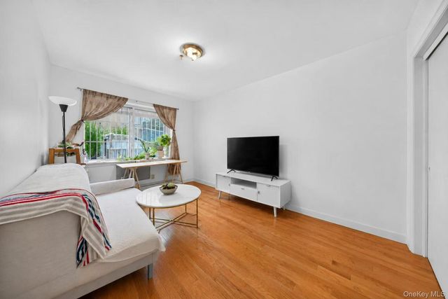 10005 37th Avenue 1B, Corona, NY 11368
