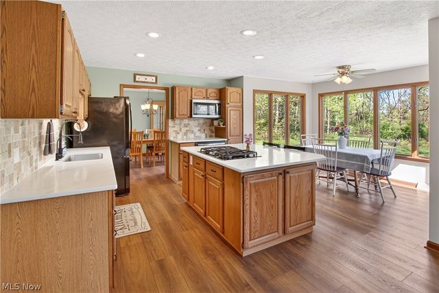 2191 Babcock Road, Hinckley, OH 44233