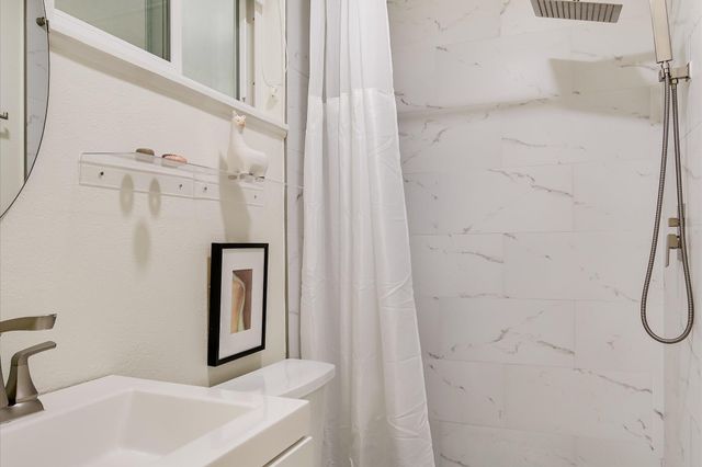 807 W Oltorf ST, Austin, TX 78704