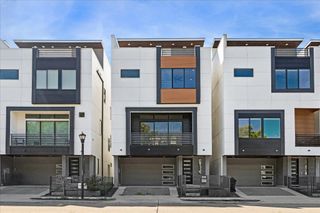 607 Memorial Heights Drive, Houston, TX 77007