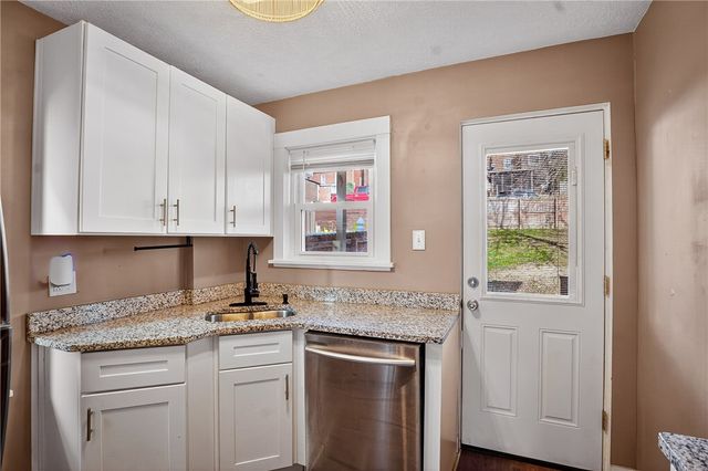 839 Norwich Ave, Brookline, PA 15226