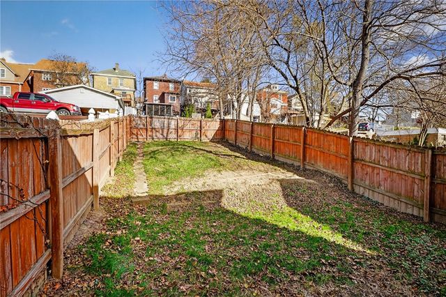 839 Norwich Ave, Brookline, PA 15226