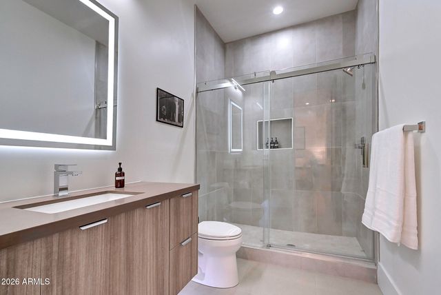 6401 E LARKSPUR Drive, Scottsdale, AZ 85254