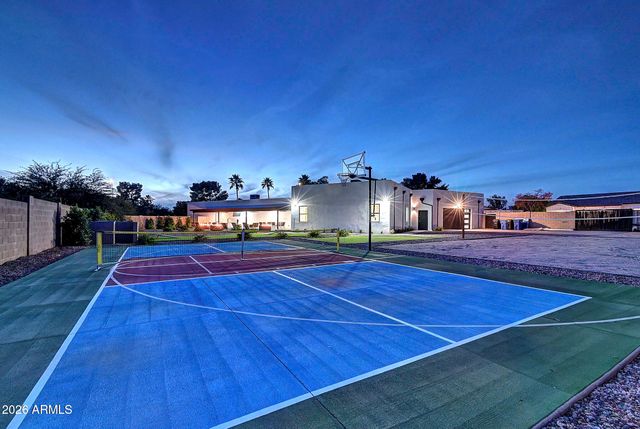 6401 E LARKSPUR Drive, Scottsdale, AZ 85254