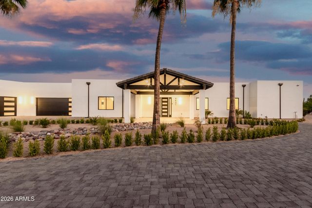 6401 E LARKSPUR Drive, Scottsdale, AZ 85254