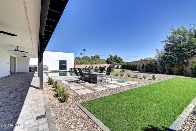 6401 E LARKSPUR Drive, Scottsdale, AZ 85254