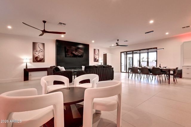 6401 E LARKSPUR Drive, Scottsdale, AZ 85254