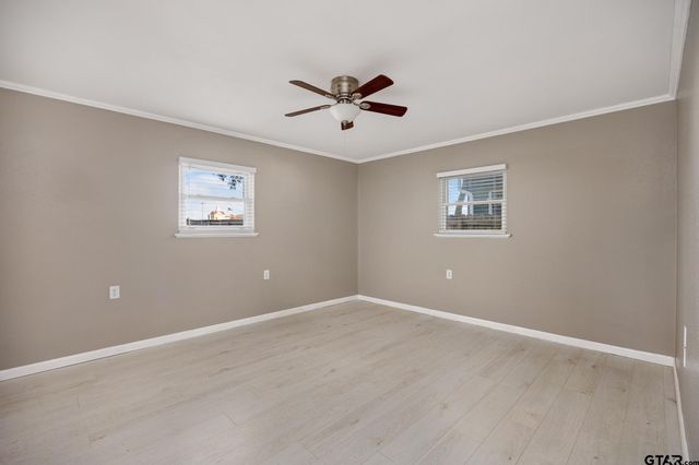 291 E Main, Van, TX 75790