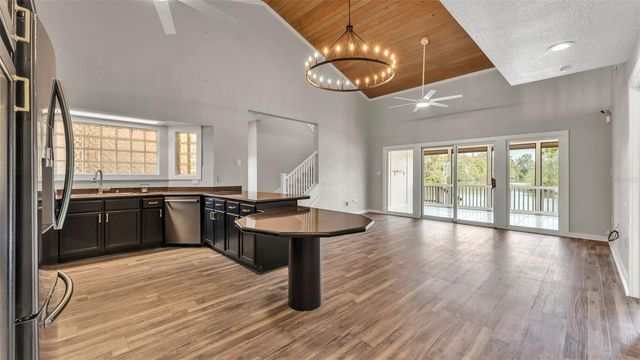 614 MOUNTAIN LAKE PLACE, Lakeland, FL 33813