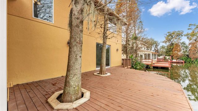 614 MOUNTAIN LAKE PLACE, Lakeland, FL 33813