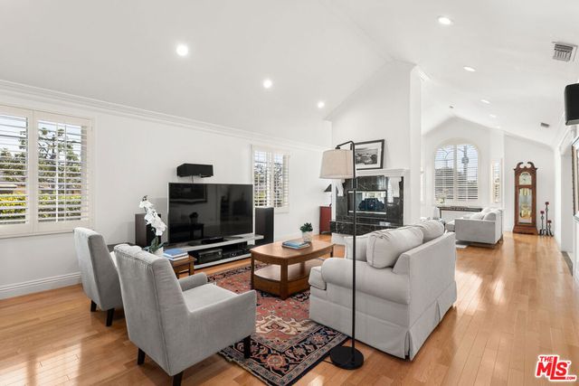 6441 W 84th Place, Los Angeles, CA 90045