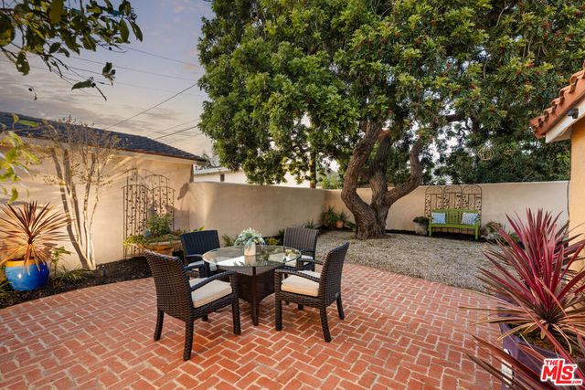 6441 W 84th Place, Los Angeles, CA 90045