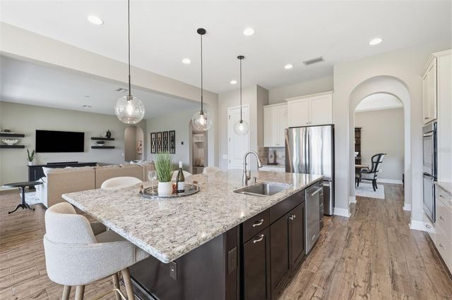 7292 BAY LAUREL COURT, Wesley Chapel, FL 33545