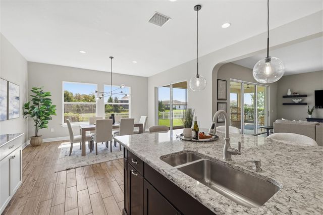 7292 BAY LAUREL COURT, Wesley Chapel, FL 33545