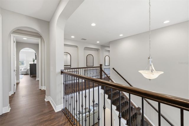 7292 BAY LAUREL COURT, Wesley Chapel, FL 33545