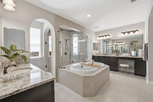 7292 BAY LAUREL COURT, Wesley Chapel, FL 33545