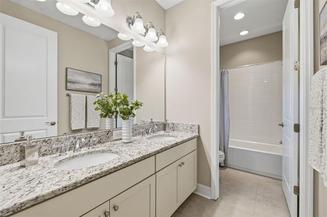 7292 BAY LAUREL COURT, Wesley Chapel, FL 33545