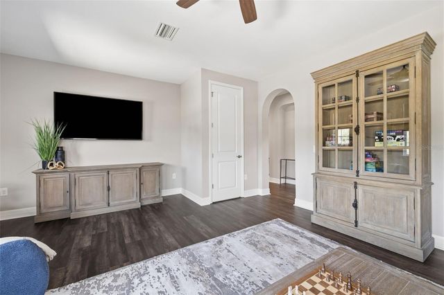7292 BAY LAUREL COURT, Wesley Chapel, FL 33545