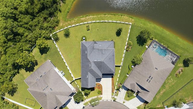 7292 BAY LAUREL COURT, Wesley Chapel, FL 33545