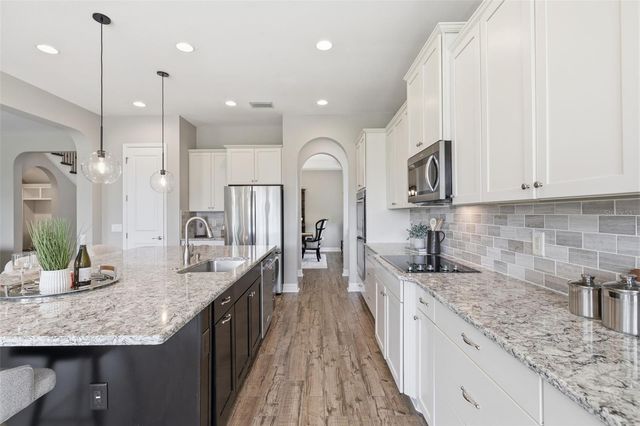 7292 BAY LAUREL COURT, Wesley Chapel, FL 33545