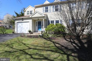 3584 WINDRIDGE DR, Doylestown, PA 18902