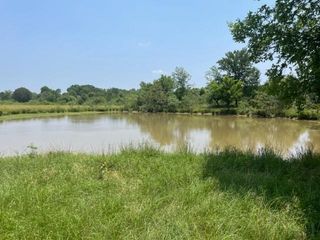 1010 County Road 490, Elgin, TX 78621