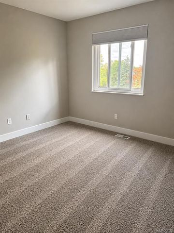 977 Mary Drive, Lapeer, MI 48446