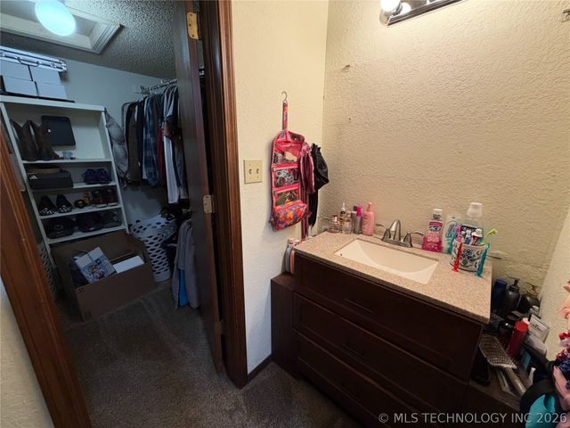 2855 E 90th Street 28, Tulsa, OK 74137