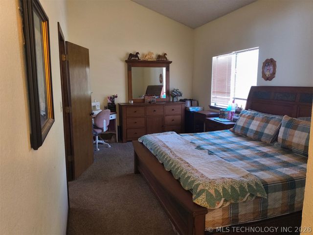 2855 E 90th Street 28, Tulsa, OK 74137