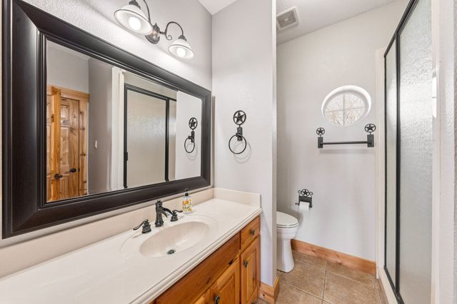 150 Eubanks Road, Maypearl, TX 76064