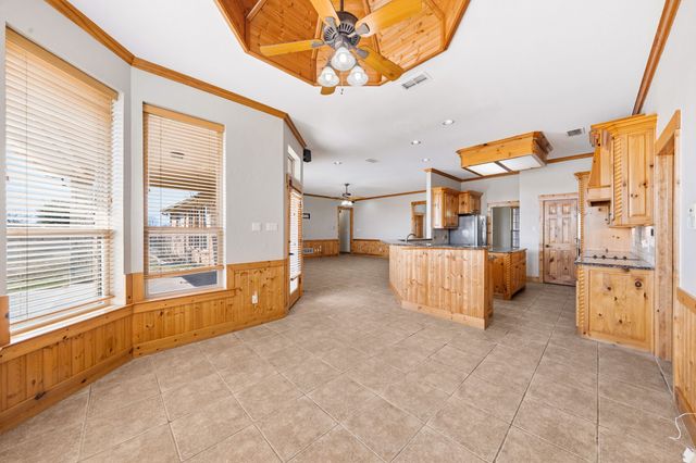 150 Eubanks Road, Maypearl, TX 76064