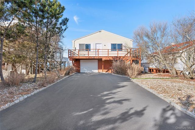 626 Dune Road, Westhampton, NY 11978