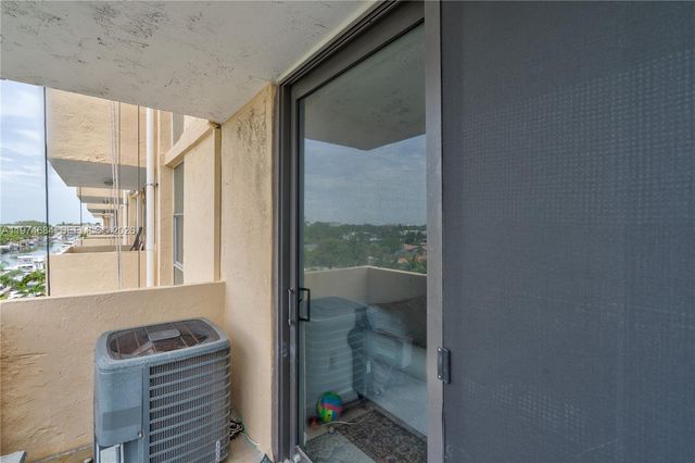 2350 NE 135th St 510, North Miami, FL 33181