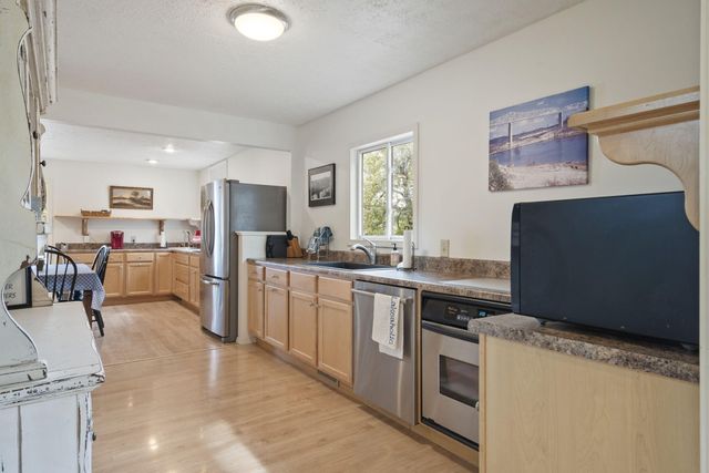 220 Bittersweet Circle, Kimberling City, MO 65686