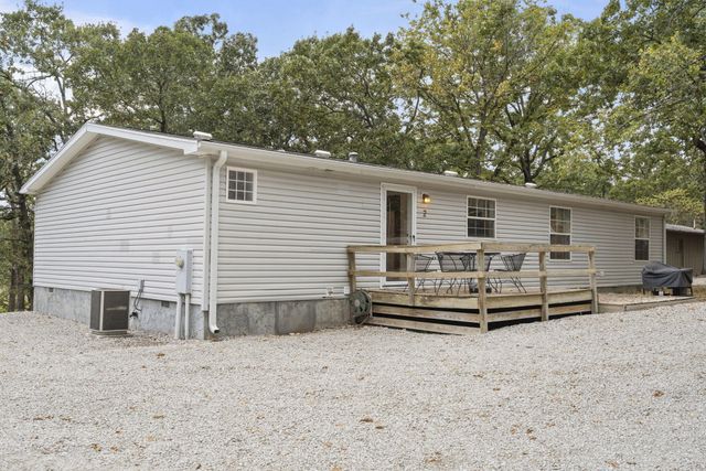 220 Bittersweet Circle, Kimberling City, MO 65686