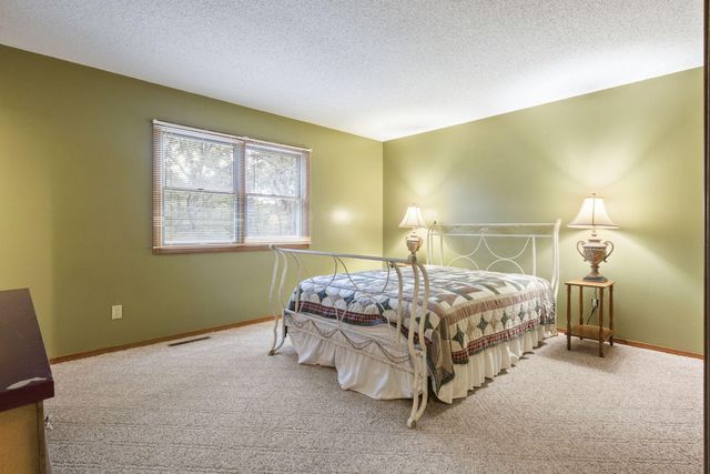 220 Bittersweet Circle, Kimberling City, MO 65686