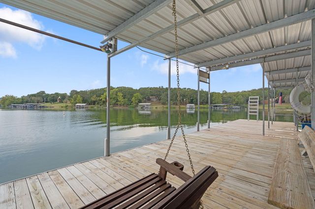 220 Bittersweet Circle, Kimberling City, MO 65686