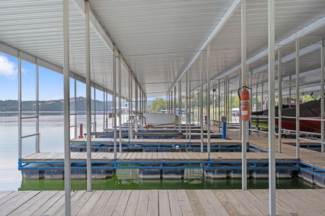 220 Bittersweet Circle, Kimberling City, MO 65686