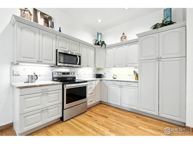 2020 Diamond Dr, Longmont, CO 80504