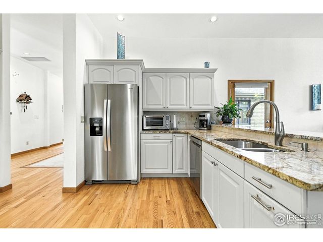 2020 Diamond Dr, Longmont, CO 80504