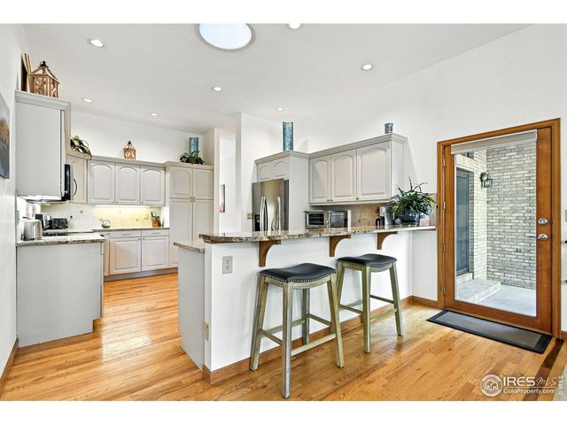 2020 Diamond Dr, Longmont, CO 80504