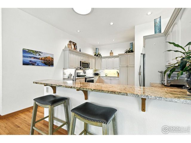 2020 Diamond Dr, Longmont, CO 80504