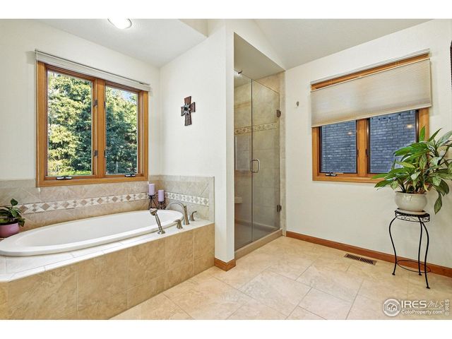 2020 Diamond Dr, Longmont, CO 80504