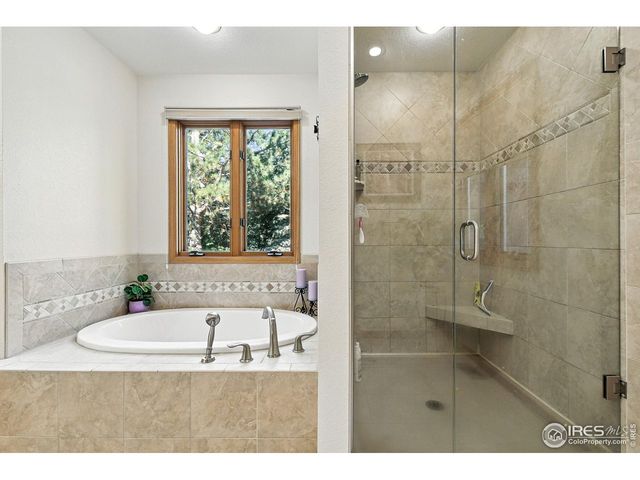 2020 Diamond Dr, Longmont, CO 80504